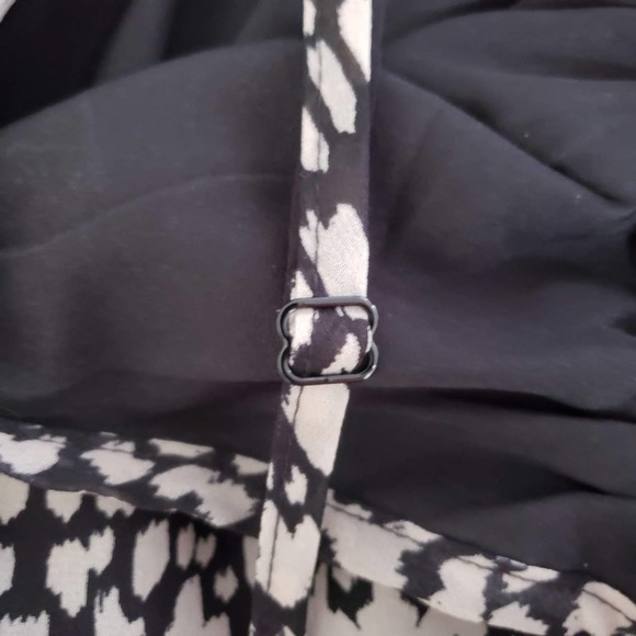 Banana Republic Spaghetti Strap Elastic Waist Maxi Dress, Black & Beige, Sz 0 - Picture 9 of 12